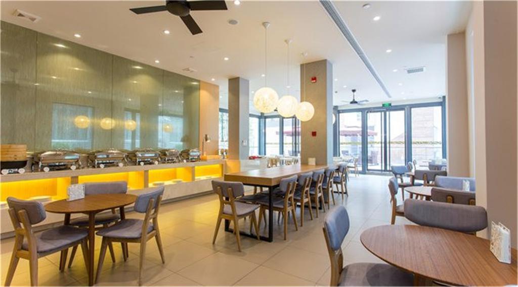 Ji Hotel Shanghai Oriental Pearl Tower Екстер'єр фото