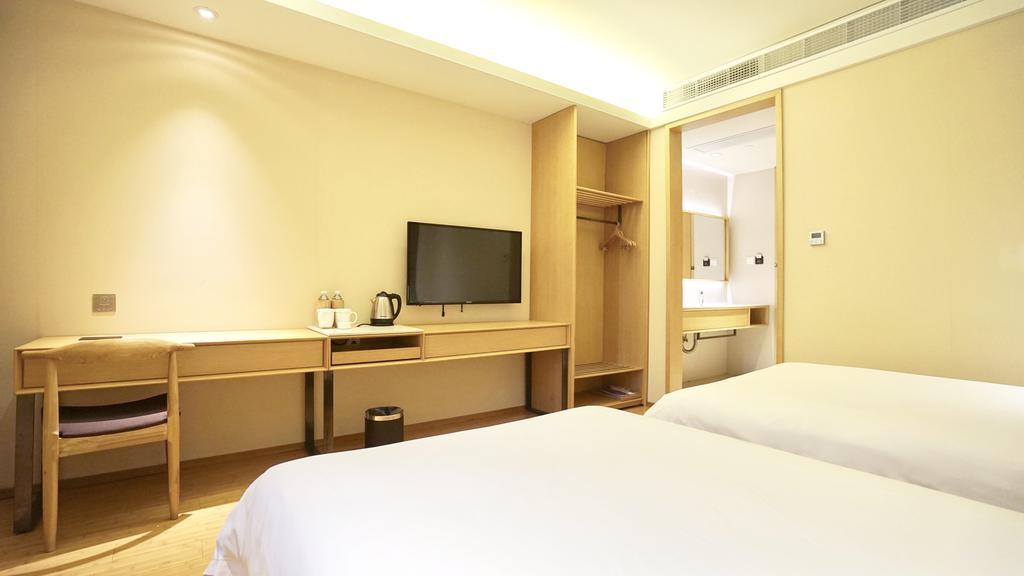 Ji Hotel Shanghai Oriental Pearl Tower Екстер'єр фото