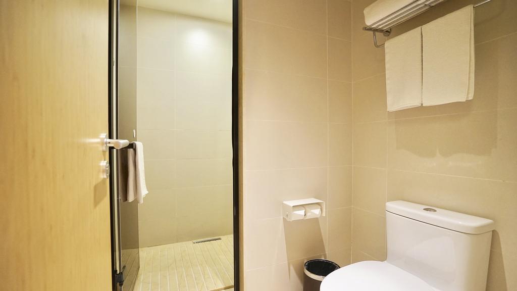 Ji Hotel Shanghai Oriental Pearl Tower Екстер'єр фото